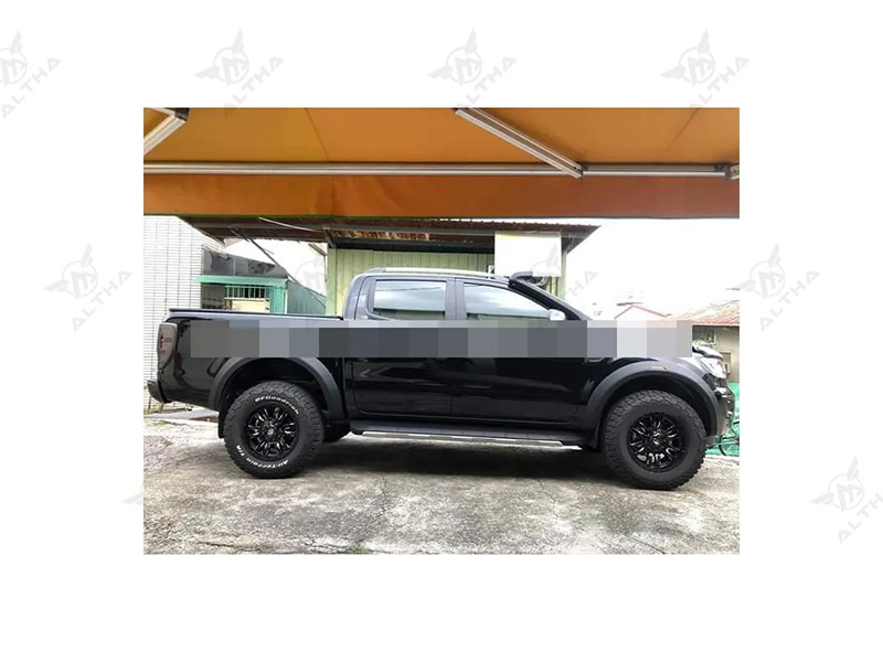 ABS Fender Flares With Reflective Strip for Ford Ranger T7